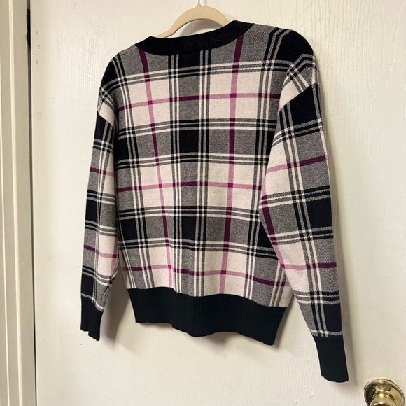 LIKE 🆕️ Tahari V Neck Plaid Sweater -Small- - Picture 4 of 5